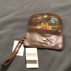 COPY - Latico wristlet/wallet.